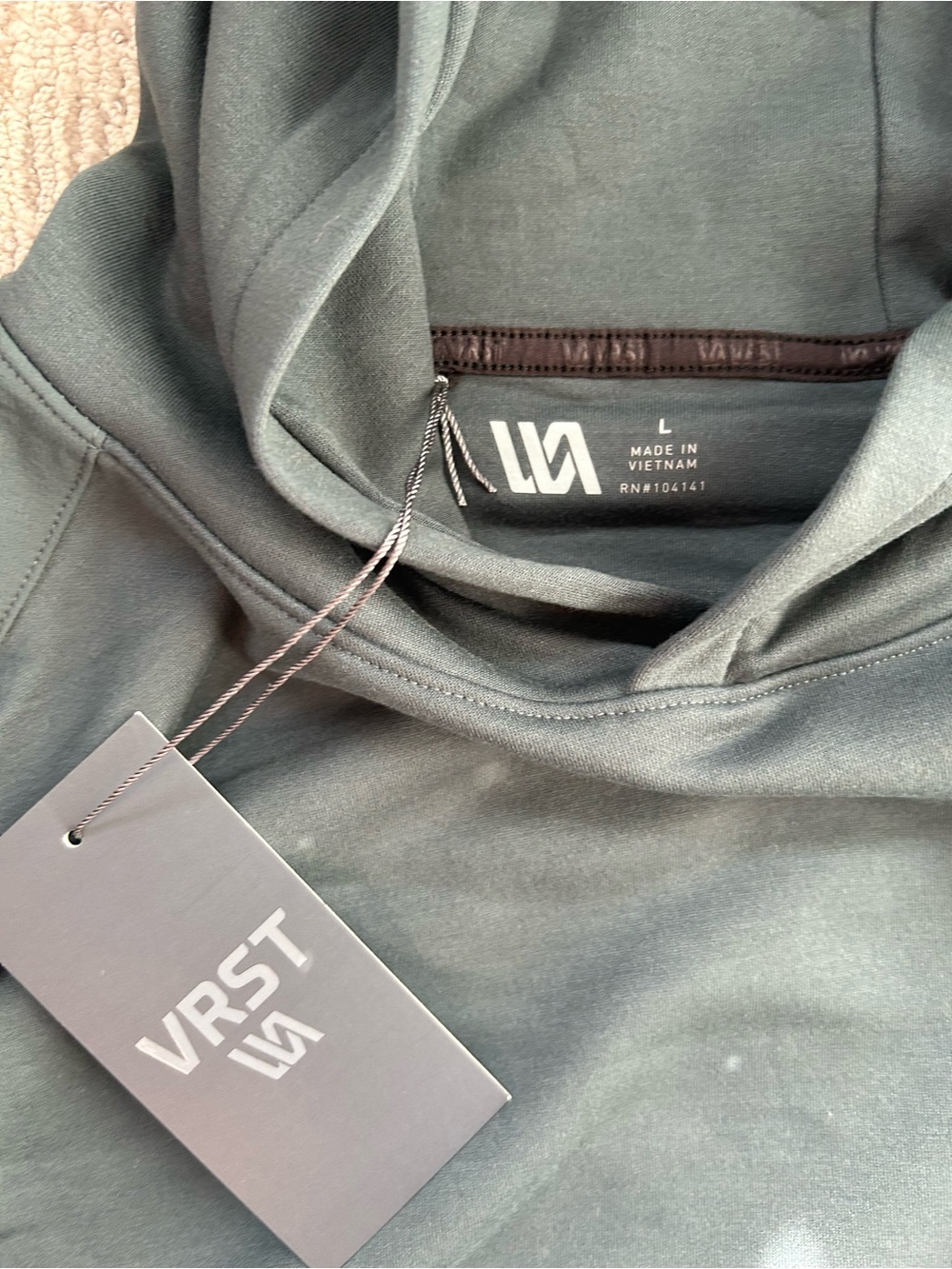 VRST Men’s Hooded Sweatshirt in Gray/Green